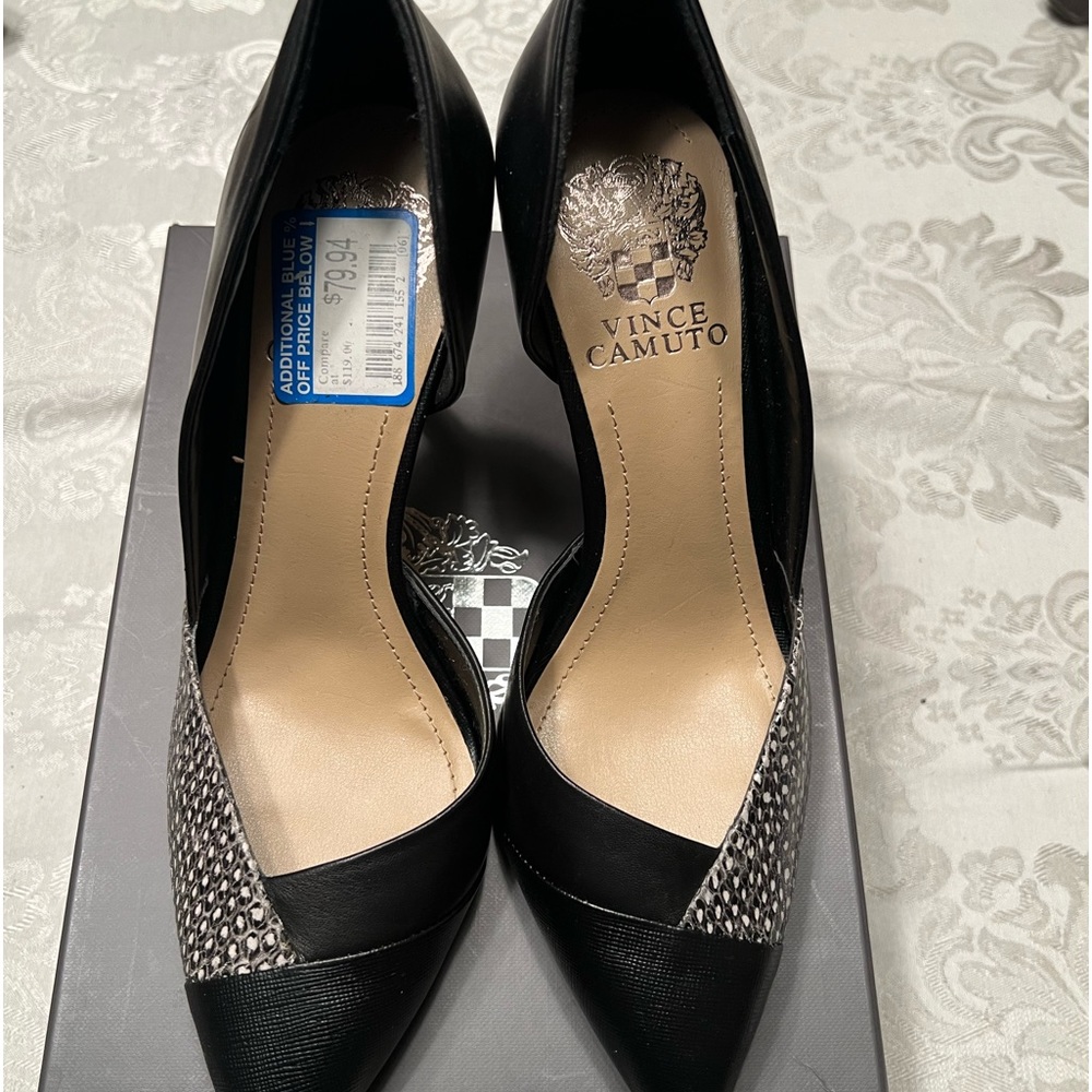 vince camuto green heels